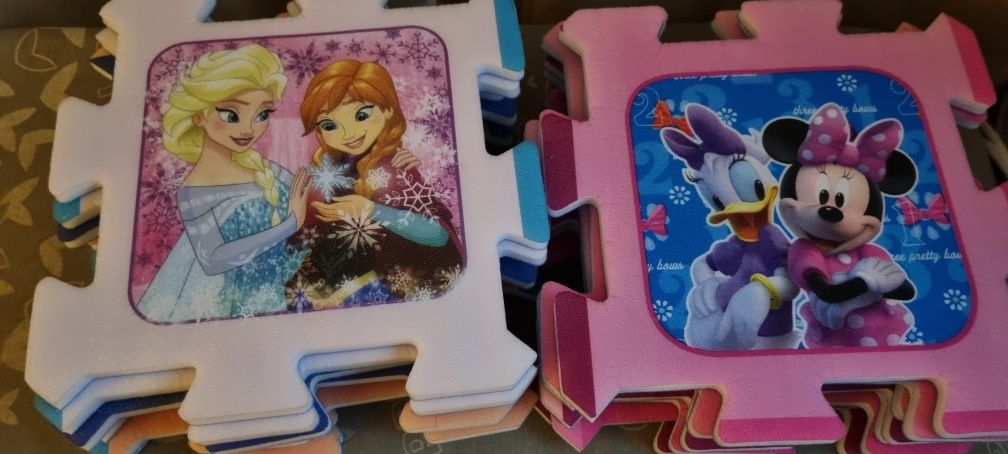 Puzzle piankowe ELSA i myszka minnie 16szt