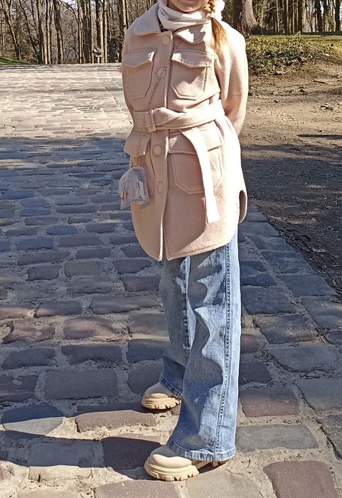 Пальто на осінь весну 128-134-140 куртка плащик сорочка