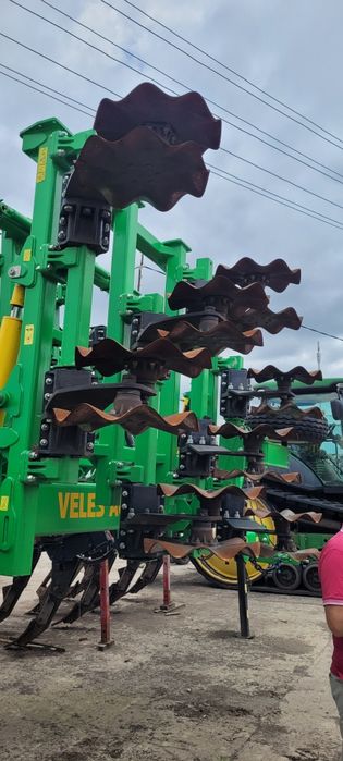 Агрегат для вертикального обробітку грунту Zeus 6 VT Велес Агро