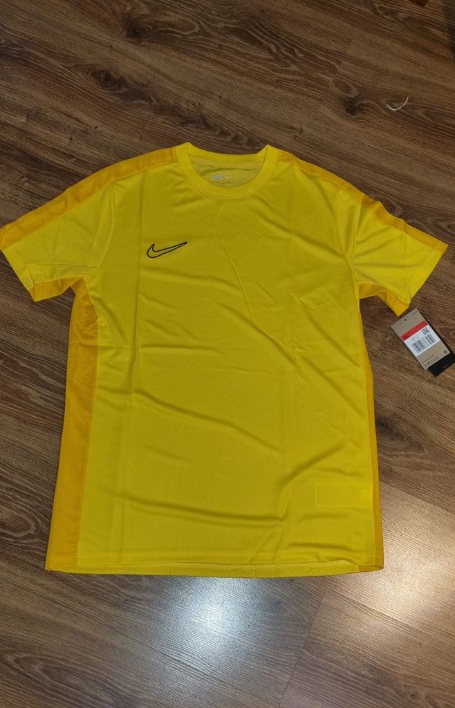 Nowa! Koszulka Nike żółta L DR 1336.719