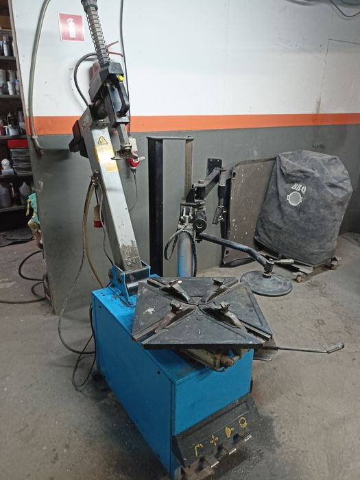 MONTAŻOWNICA  do opon z przystawką