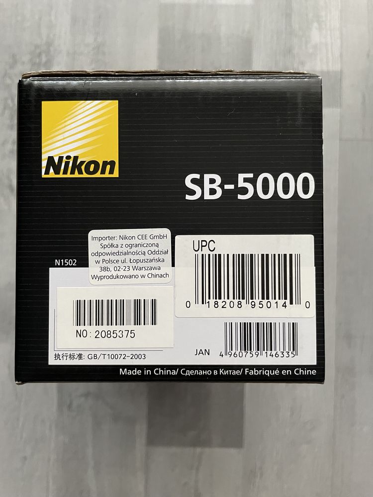 Lampa błyskowa Nikon SB-5000 uszkodzona