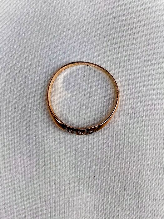 Золотое кольцо 585