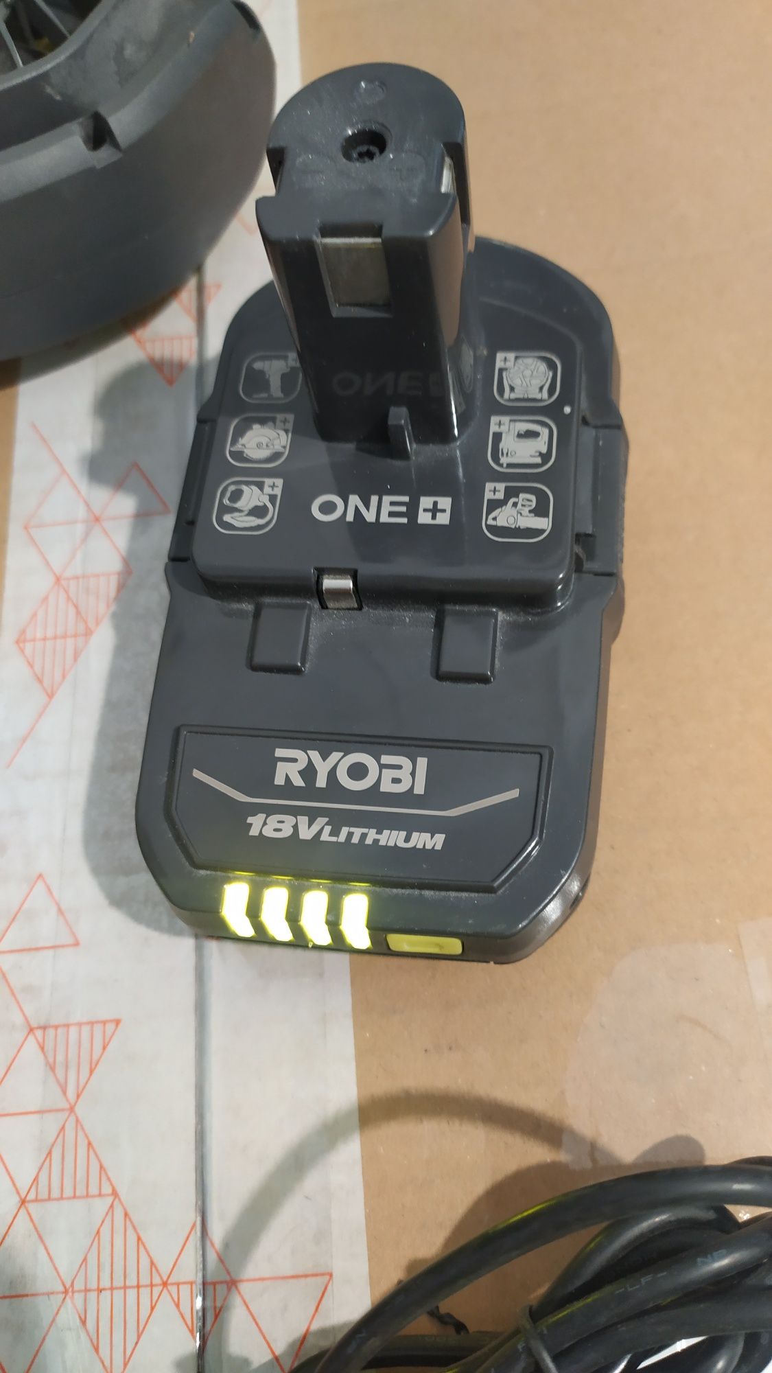 Ryobi 18V wentylator wiatrak klips zestaw