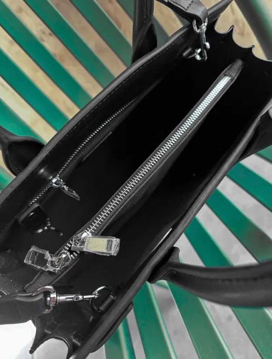 Сумка YSL Yves Saint Laurent гладка шкіра чорна