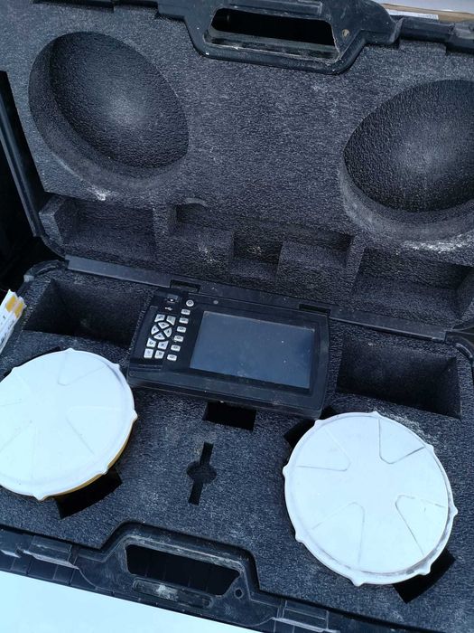 spycharka / równiarka system trimble 3D GPS Tachimetr sps cat