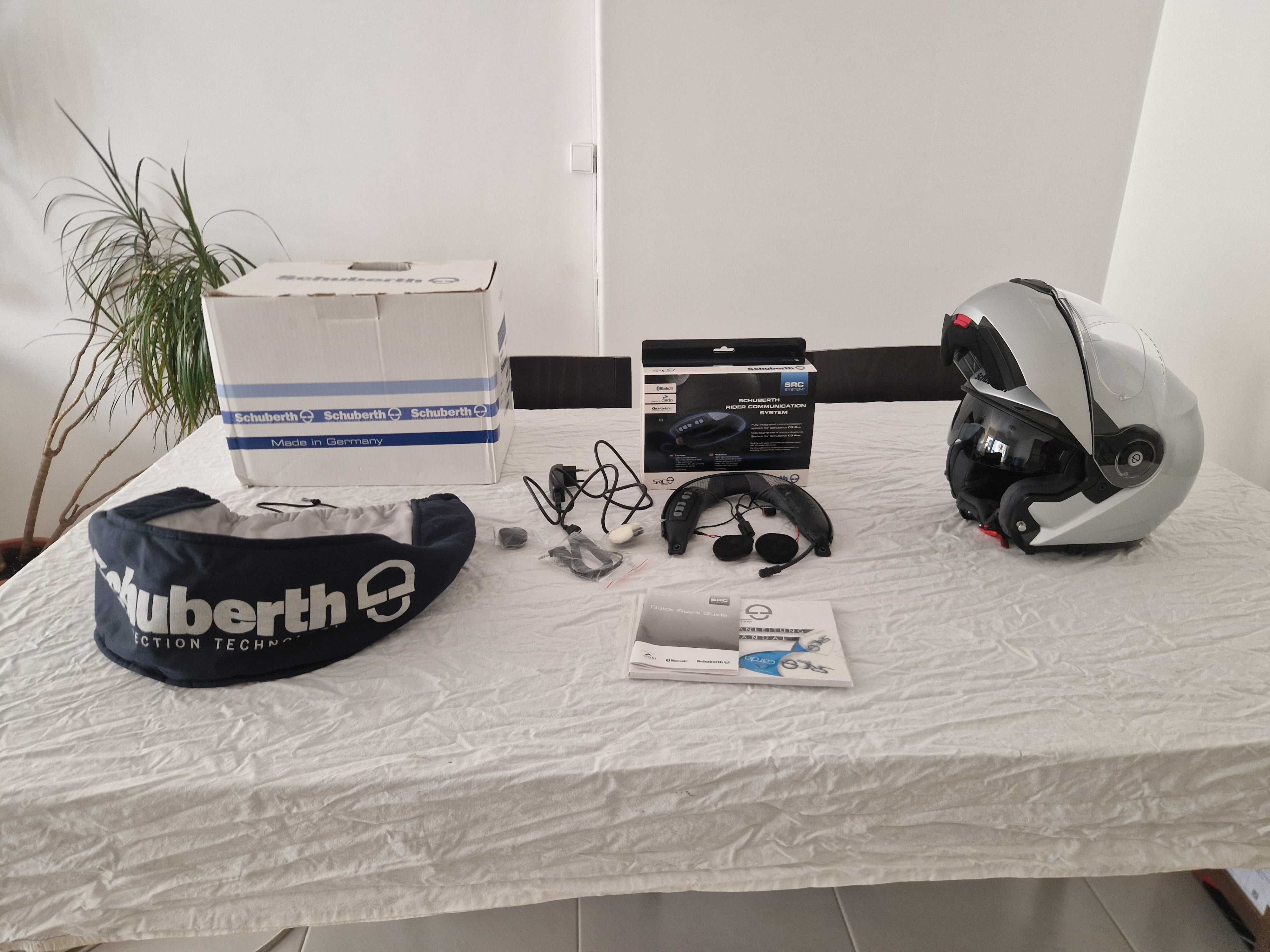 Capacete Modular Schubert C3 Pro, tamanho M + Intercom SRC integrado