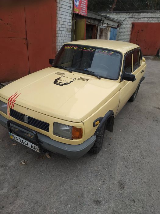 Автомобиль Warburg 353