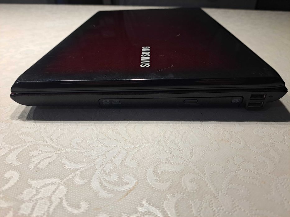Laptop Samsung R580  (NP-R580-JS09PL)