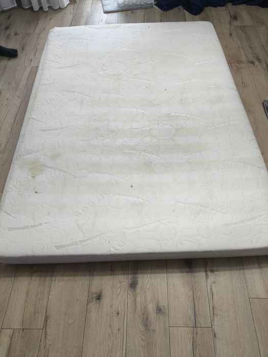 Materac sprężynowy 140x200