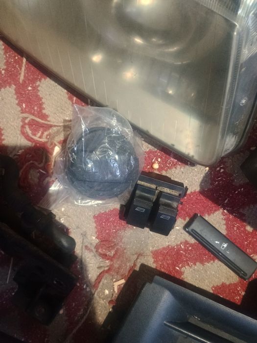 Zestaw części a3 8l lampa kratka zderzaka halogen wiązka radia 377