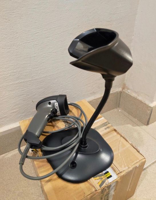 Czytnik kodów kreskowych Zebra (Motorola) LI2208