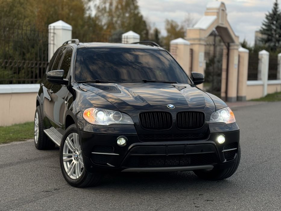 Продам BMW X5 e70 2013 год 35d Не крашена