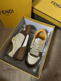 Кросівки Fendi 38 розмір