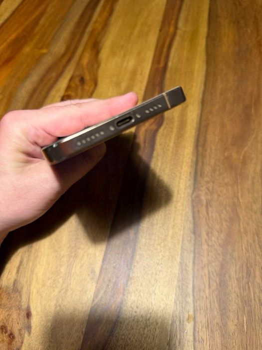 iphone 16 pro max 512Gb gold