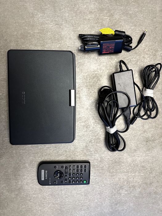 Przenośny odtwarzacz DVD Sony DVP-FX810 USA