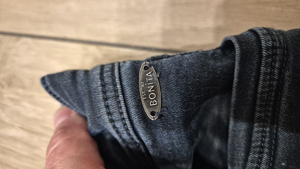 Spodnie dzinsowe Bonita