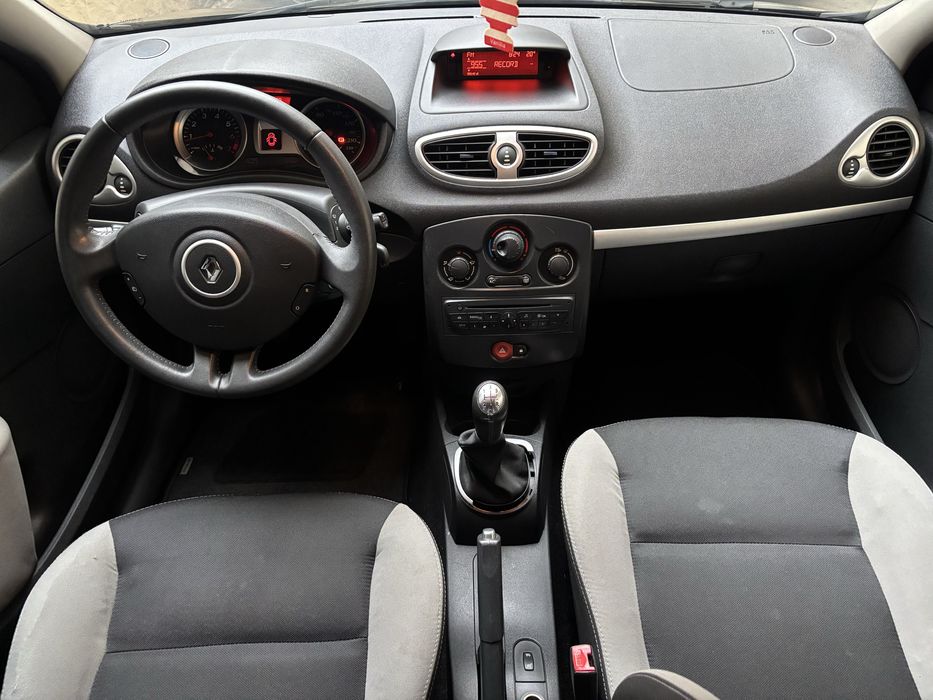 Renault Clio III Break Dynamic 120Milkm Gasolina