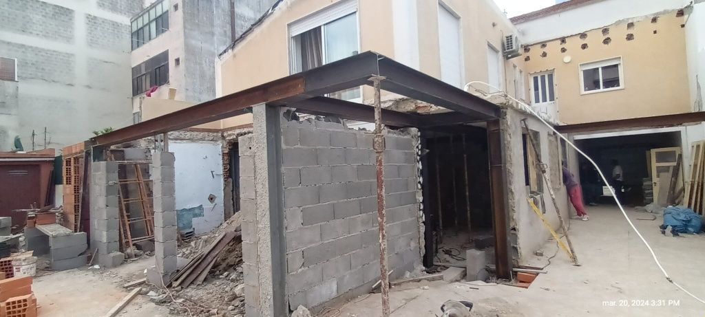 Construção ,remodelação ou manutenção