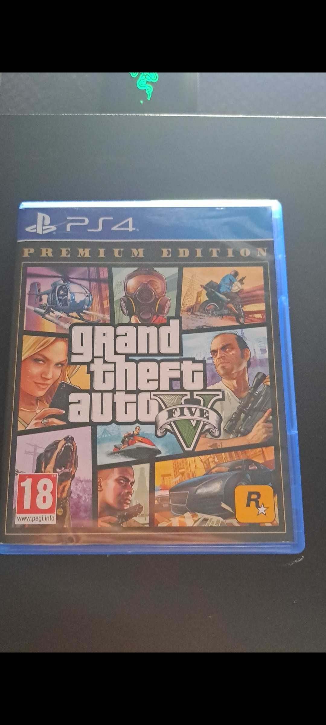Vendo Ps4 pro 1T com alguns jogos