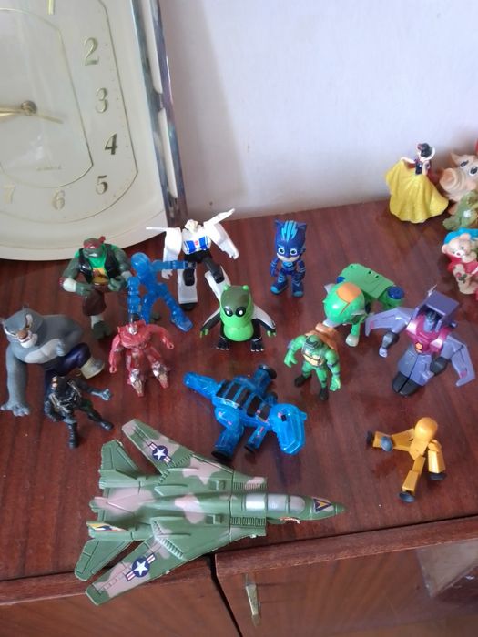 Продам набор игрушек