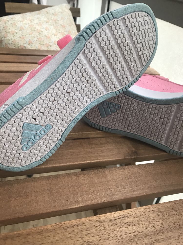 Adidas color rosa como nuevos