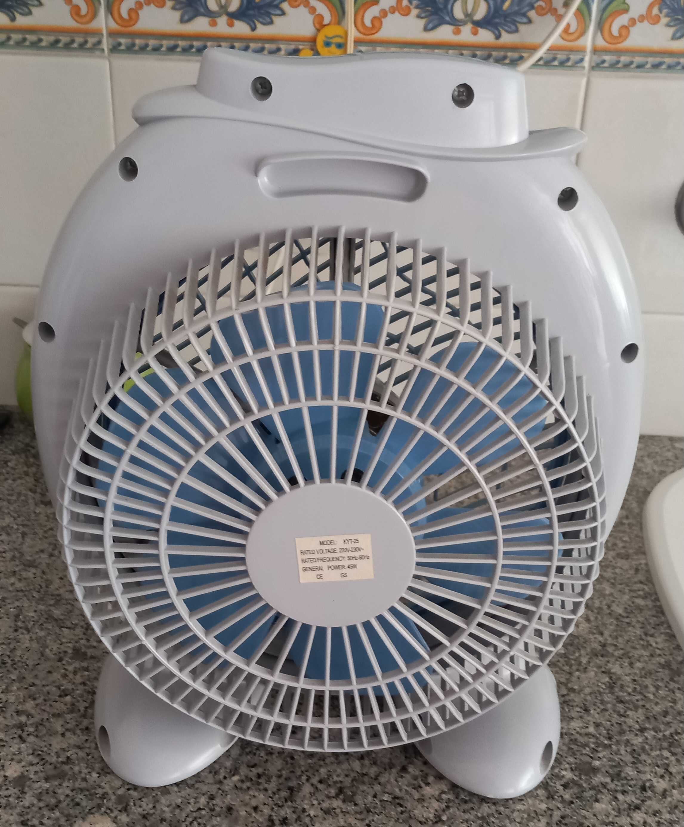 VENTOINHA,VENTILADOR NOVA e BONITA,Sem caixa.Para Quarto,Sala,Cozinha.