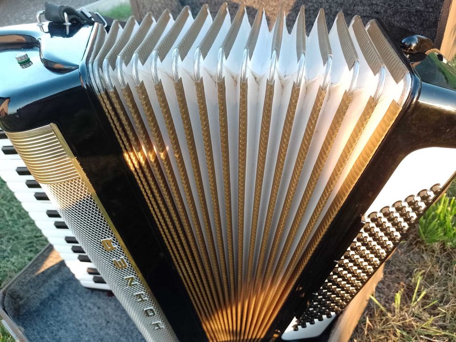 Akordeon Hohner Lucia III 96 basów oryginał