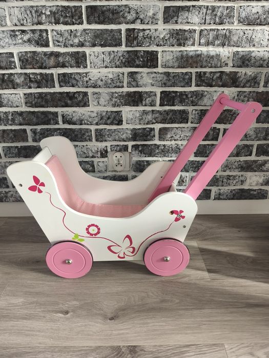 Drewniany wózek dla lalek