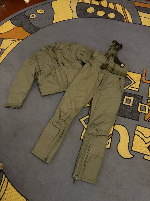 Костюм Carinthia оригинал размер М Новый