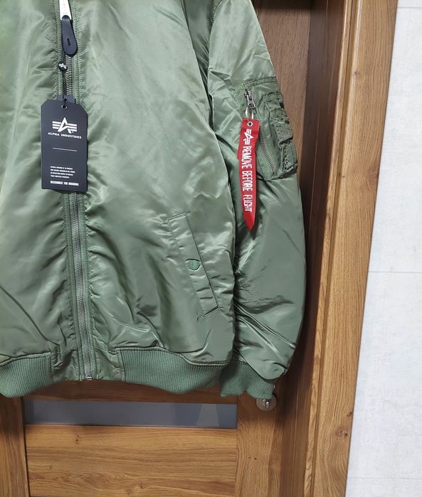 Kurtka bomberka z kapturem Alpha Industries MA-1 rozmiar XXXL