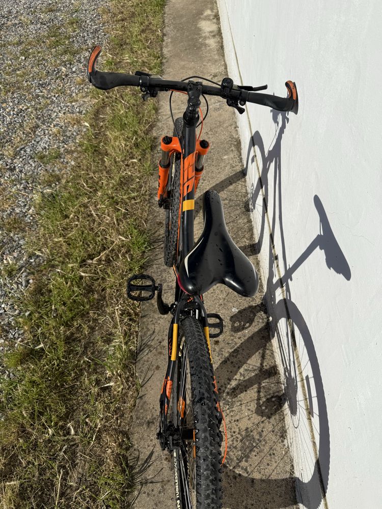 Bicicleta KTM 26”