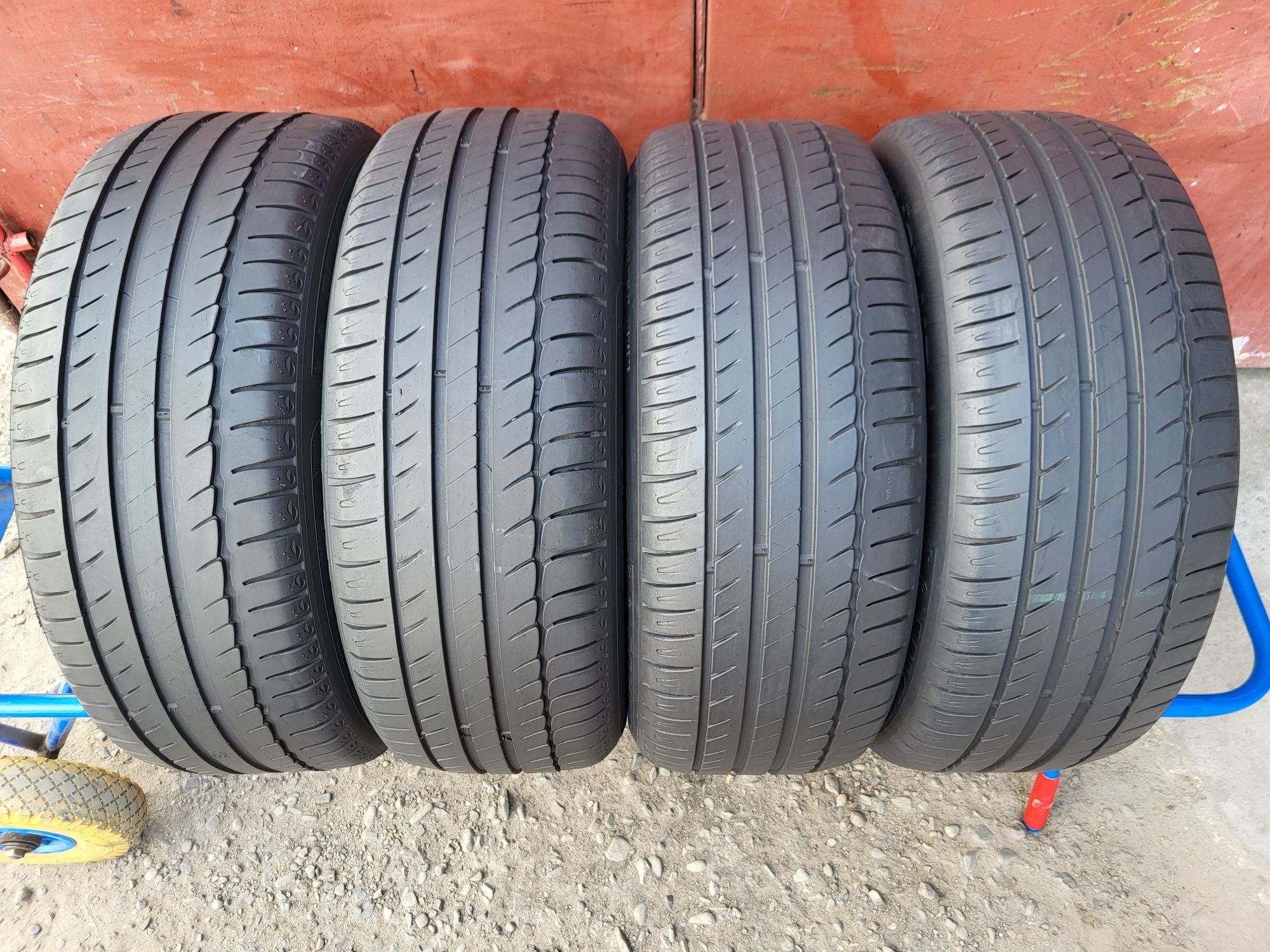 215/55/16 R16 Michelin Primacy HP 4шт ціна за 1шт літо шини