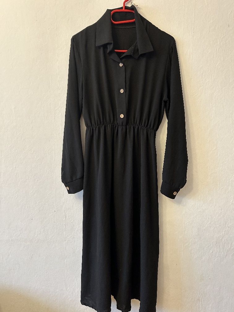 Długa czarna sukienka w stylu casual w bardzo dobrym stanie,  S