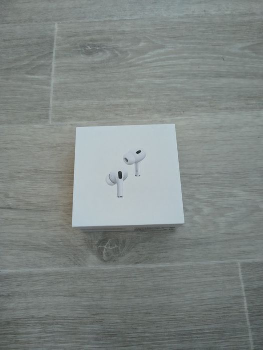 Pudełko i kabel air pods pro (2nd generation)