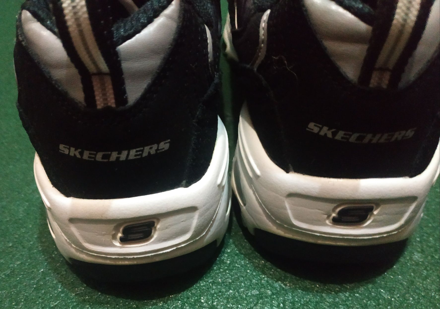 Новые женские кроссовки Skechers 41р. весна-осень