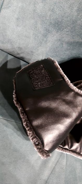 Nowa czapka uszatka. Bardzo ciepła.