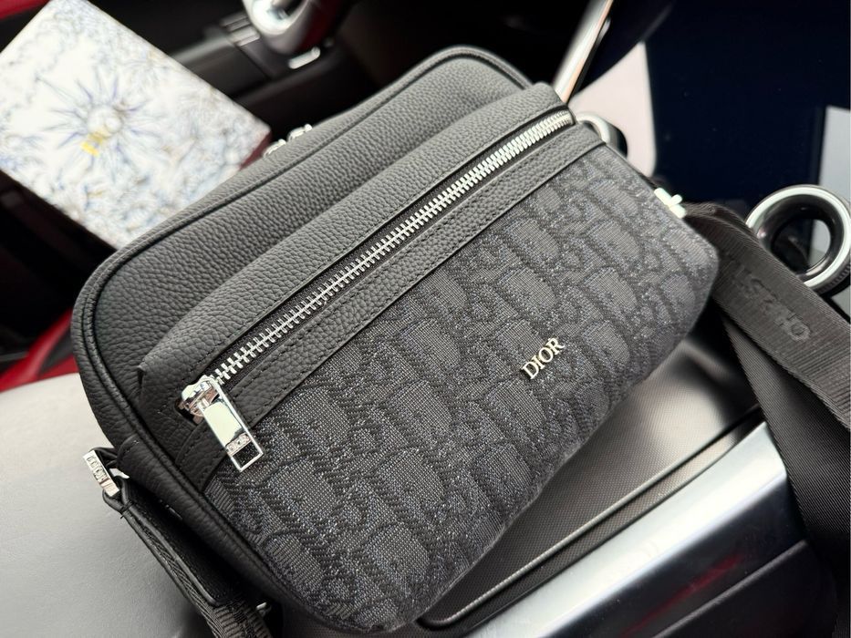 DOiR сумка мужская черная кожаная унисекс Louis Vuitton оригинал