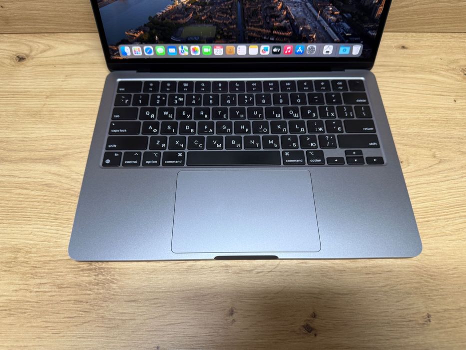 Макбук Apple MacBook Air 13,6” 2022 року M2 16gb 256gb SSD Space Grey