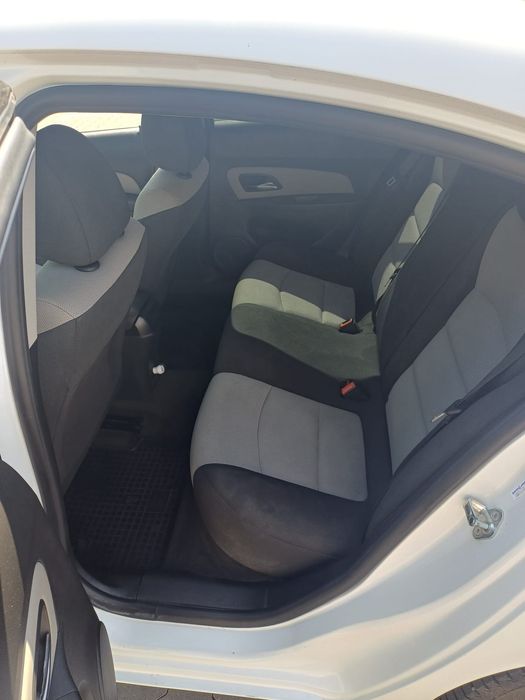 Chevrolet Cruze 2015p автомат