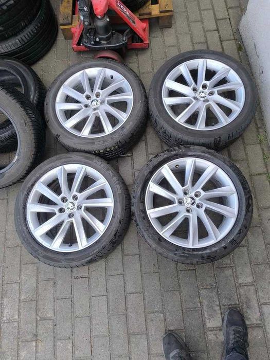 Felgi z oponami Skoda 5x100, ET 40 205/50/17