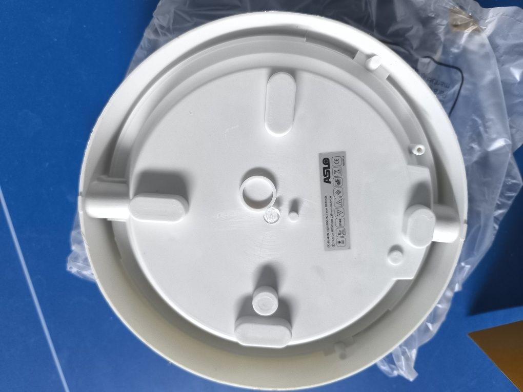 Plafond branco novo 225mm IP44