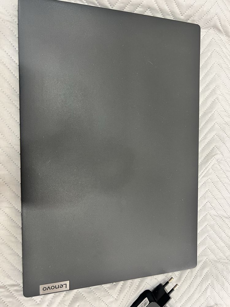 Ноутбук Lenovo IdeaPad 3 15IGL05 (Model 81WQ).