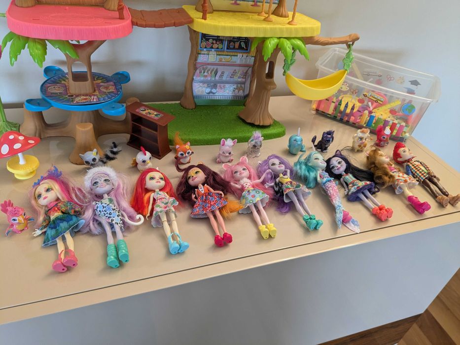 Bonecas Enchantimals