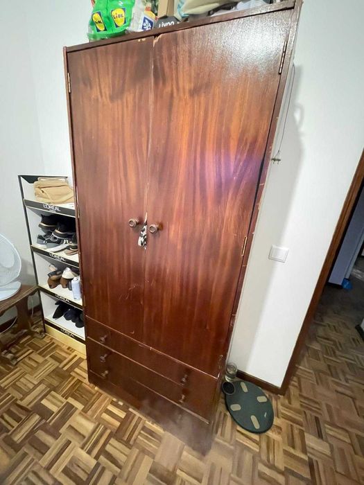 Guarda Roupa de duas portas