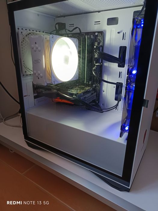 Desktop Gigabyte i5 7600k 4.2 GHz Turbo