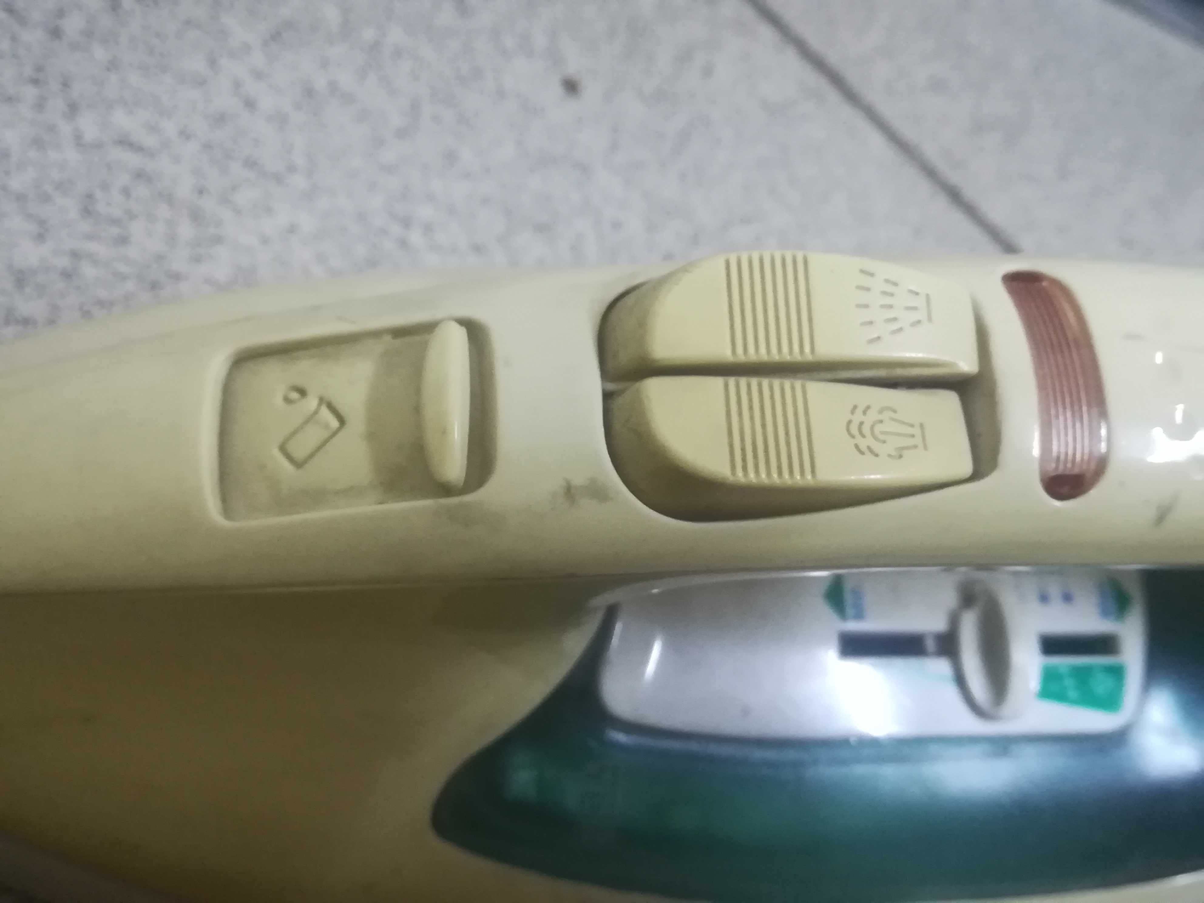 Продам Утюги разные
