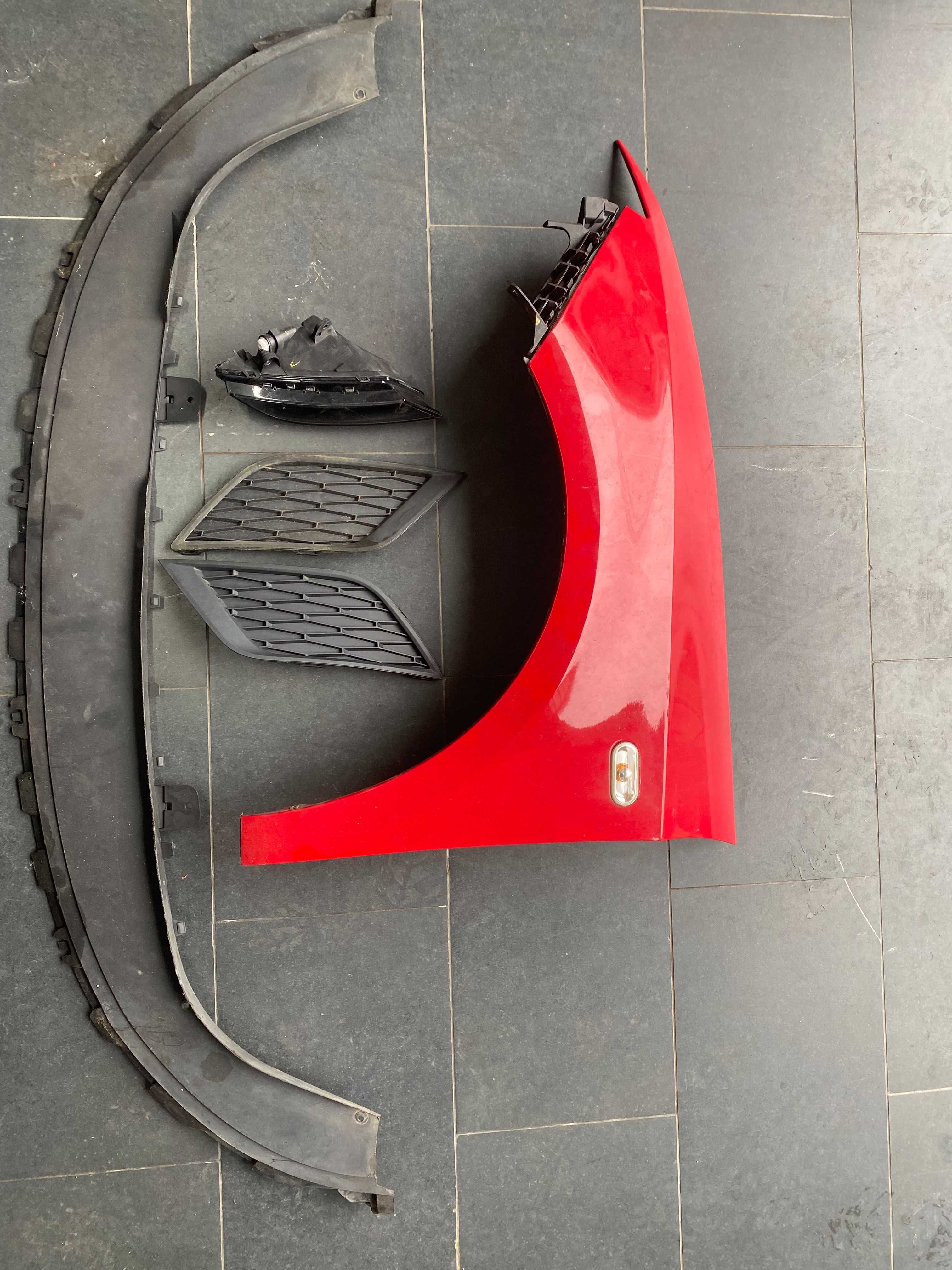 Guarda Lamas esquerdo Seat Ibiza 6J