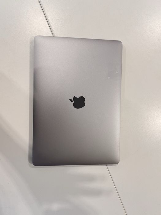 MacBook Pro 13 2020 M1 8Gb 256Gb Space Gray