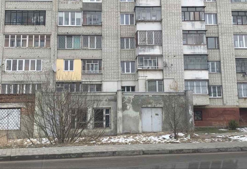 Фасадне приміщення на вул. Демнянська - 127,7 м2. Від власника!